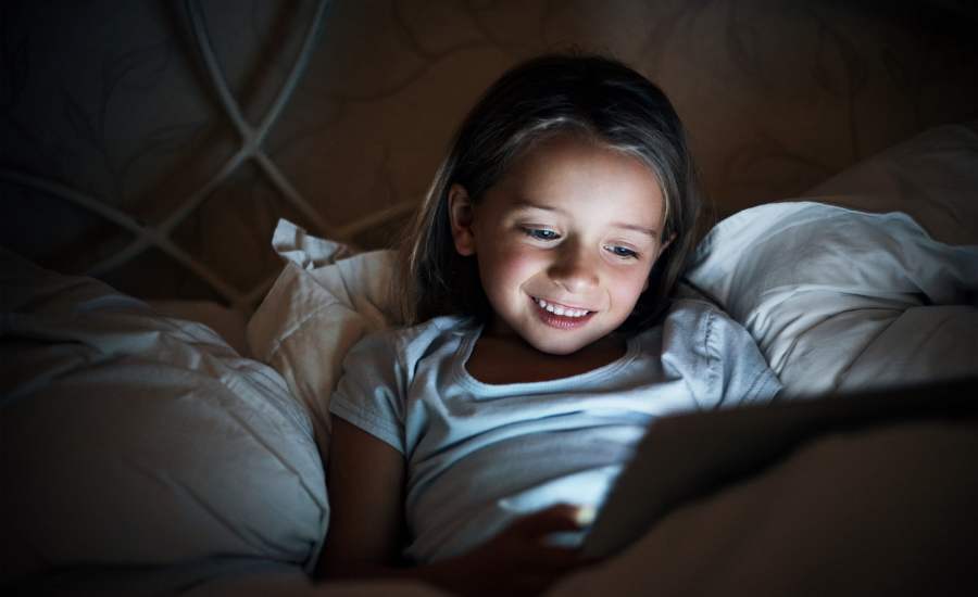 Détox digitale avant le coucher : La clé d’un sommeil réparateur ?